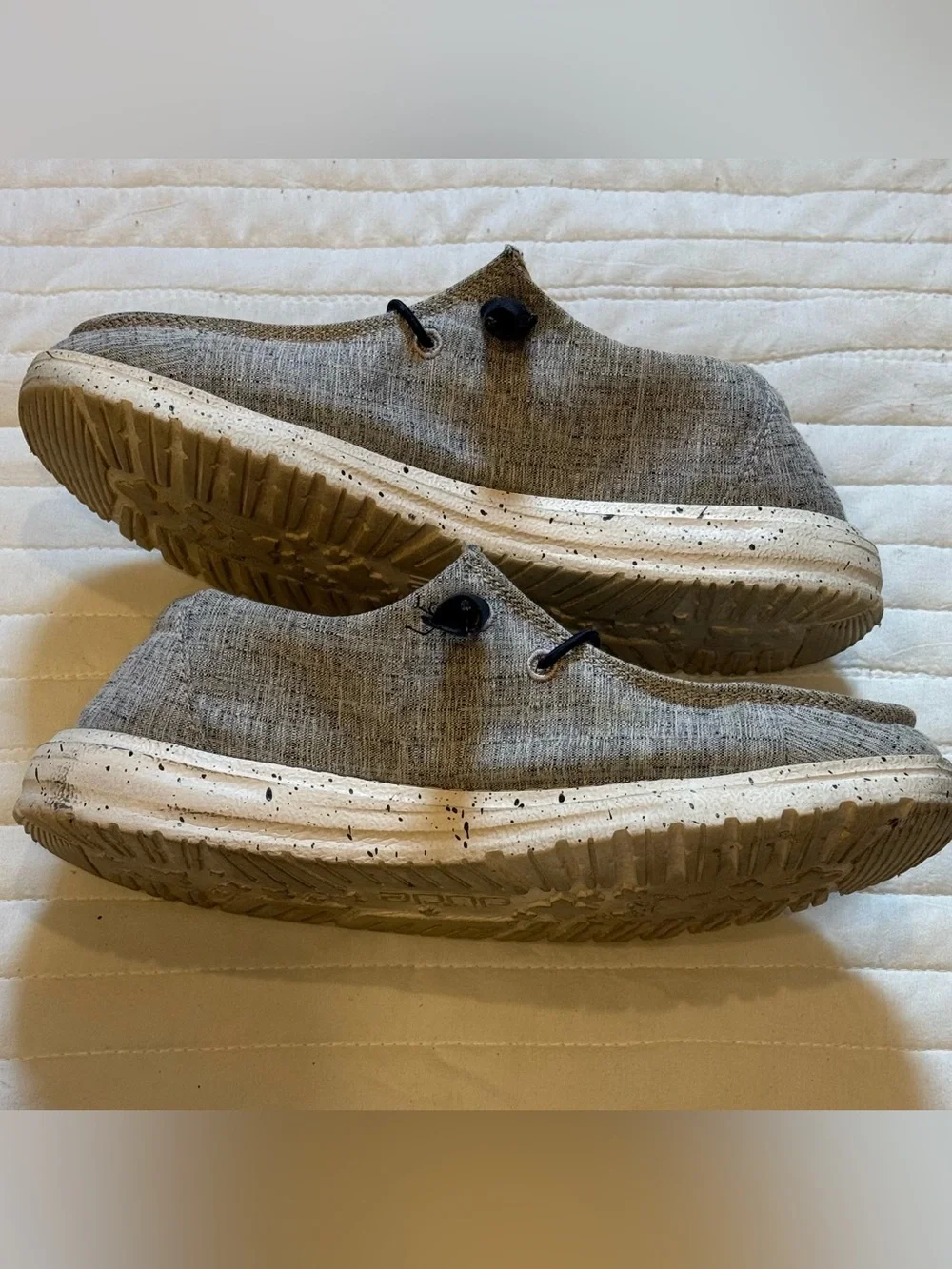 Hey Dude Wendy Chambray White Blue Slip-On Lightweight Comfy Shoes Women Size 7
